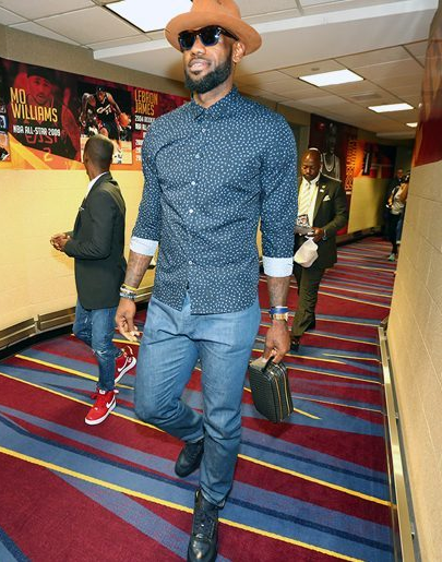 球场外的NBA球星很时尚 勒布朗·詹姆斯的时