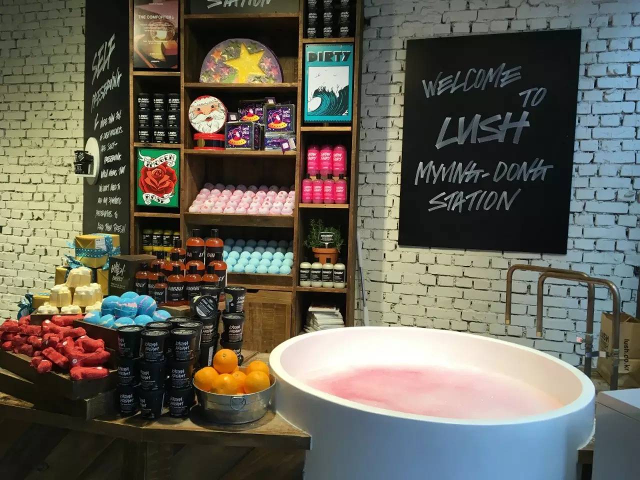 美妆品牌 lush 5 年花了 150 万英镑打击化妆品动物测试,这是为了什么