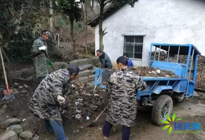 团风贾庙乡清洁家园 喜迎新年