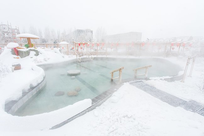 大庆雪地温泉节 林甸温泉欢乐谷