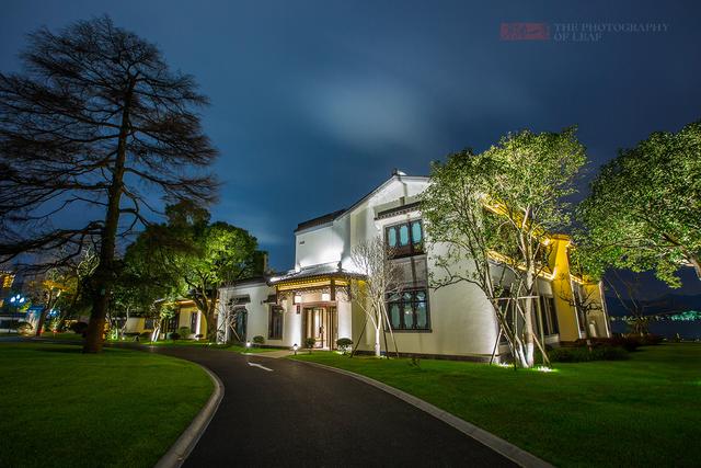 热贴：夜探南宋御花园，最美的西湖夜景在这里