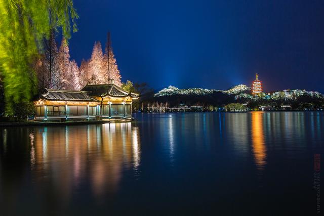 热贴：夜探南宋御花园，最美的西湖夜景在这里