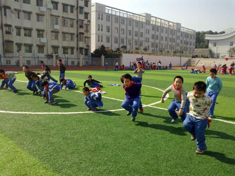 陕西初中小学体育课将调整为每周4节 高中每周
