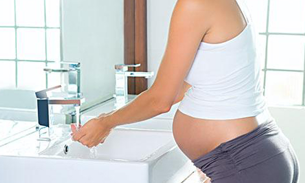 怀孕了总是尿频正常吗?
