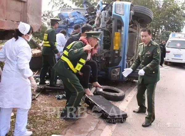 大货车又出事了!事发普洱,驾驶员当场死亡!