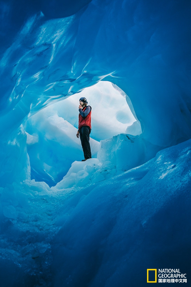 蓝洞 the blue grotto of fox glacier