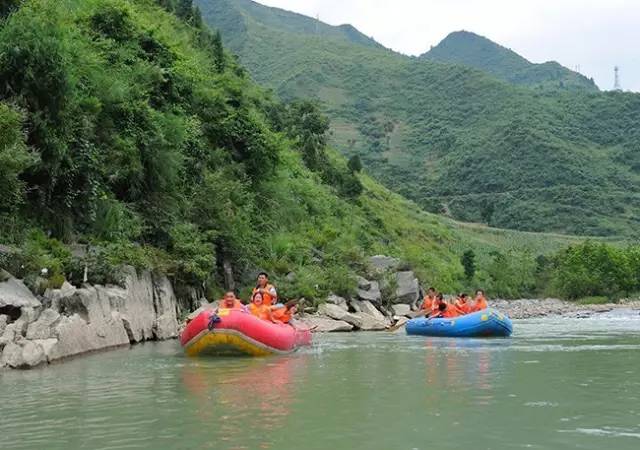 铜鼓滩漂流