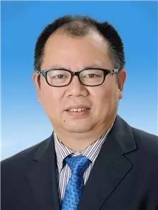 李庆利当选区人大常委会主任白文农当选区政府区长万州区