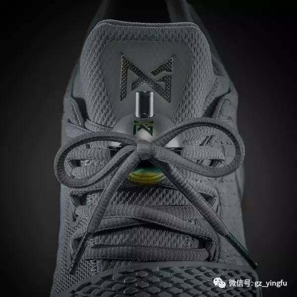 保罗-乔治在ins上晒出了个人的第一双签名球鞋nike pg 1的一个特写!