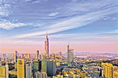 华东多少个万亿gdp城市_华东地区下一个GDP破万亿的城市,南京表示压力很大