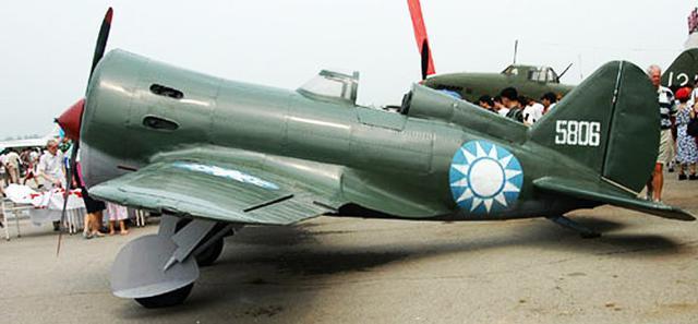日本投入新式武器半小时内摧毁24架中国战斗机