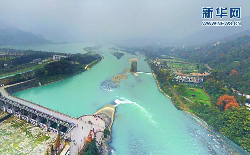 巷子地铁站b口 太古里夜景,高新区全貌,建川博物馆 都江堰水利工程