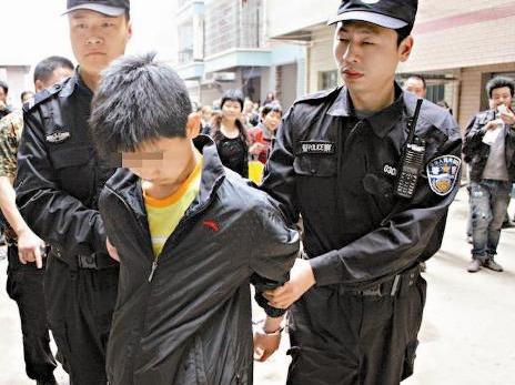热点:14岁少年获无期徒刑