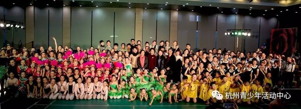 金色童年--杭州少儿艺术团舞蹈团教学汇报展