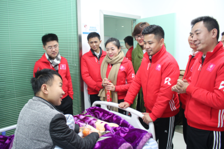 新年重庆黄泥磅医院邀志愿者到院送温暖