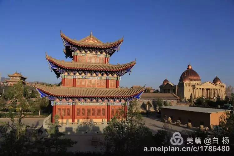 历史 正文  骊靬古城主要有一个金山寺,有展览馆,有寺院,罗马广场