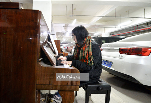 成都菜市地下停车场成钢琴室 艺考前最后的准
