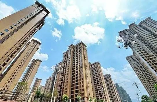 上海政府工作报告:加大房地产市场调控力度;崇