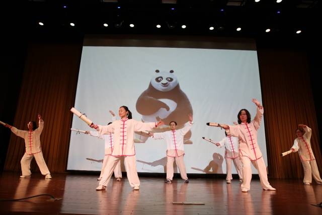 文字:吴筱君 摄影:崔艳萍 来源:清华大学研究生院