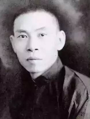 他,是民国第一杀手,第一个死在中国的日本大将