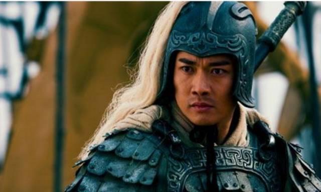 在新版《三国》中,聂远饰演赵云,他突破角色以往给人的印象,塑造出了