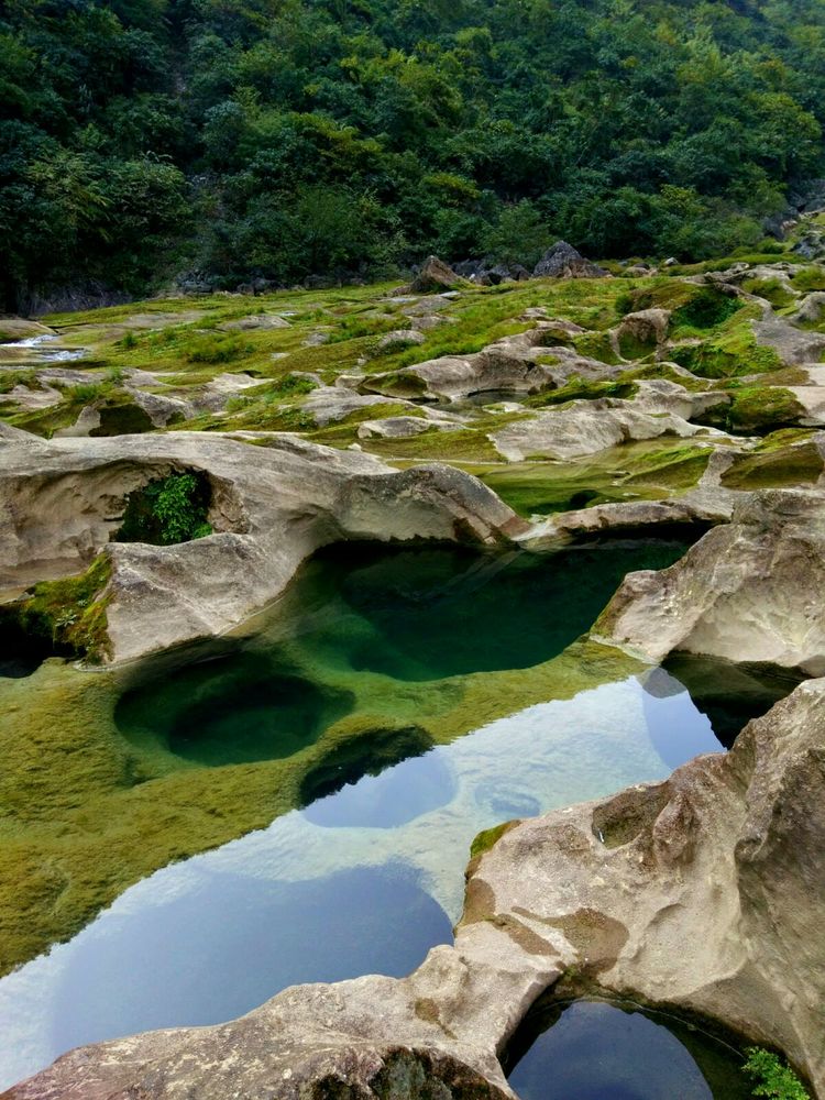 你知道安顺关岭冰臼有多美吗?一起探寻古冰川和三国遗迹