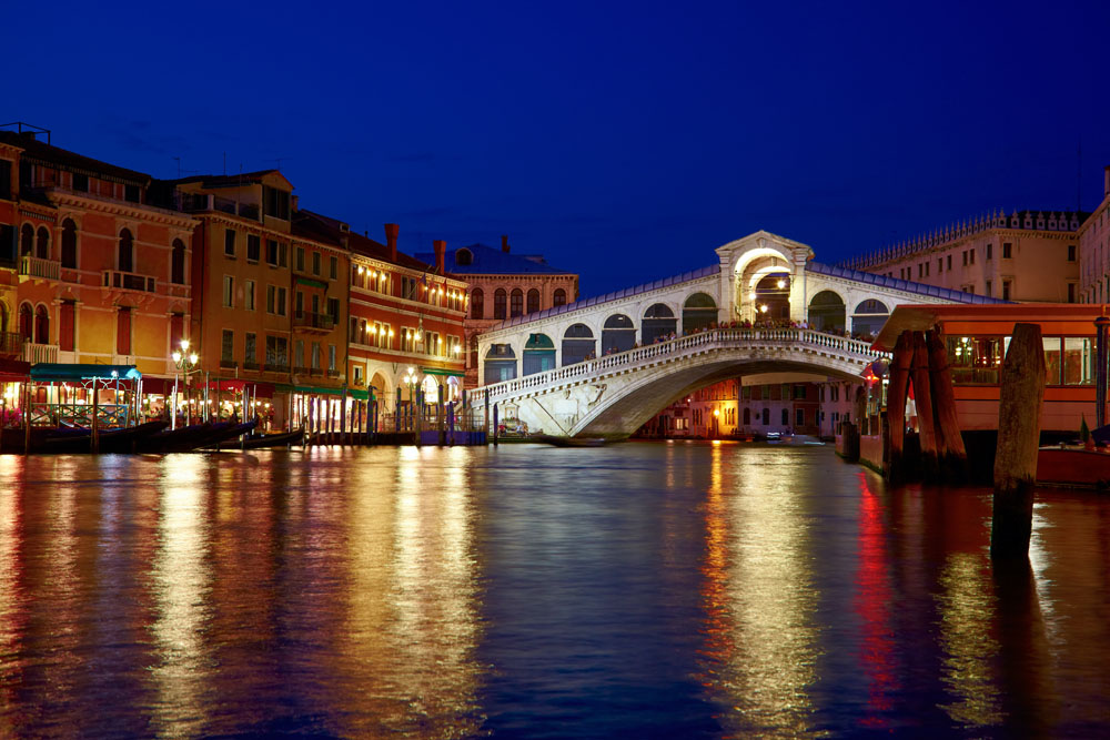 看看"水城"威尼斯夜景照明规划如何?