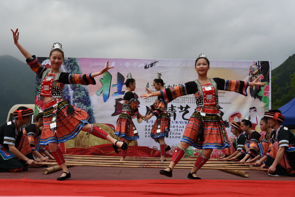 春节到广东连山壮族瑶族自治县过一个壮家民俗大年