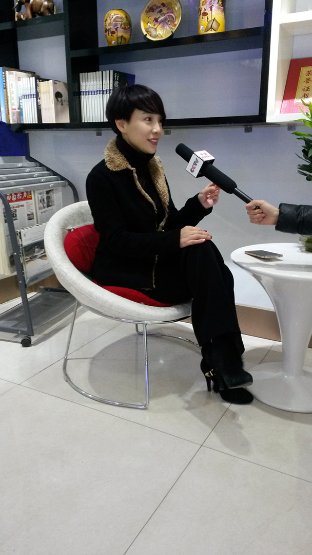 高小英谈美容行业的发展未来 CCTV2专访