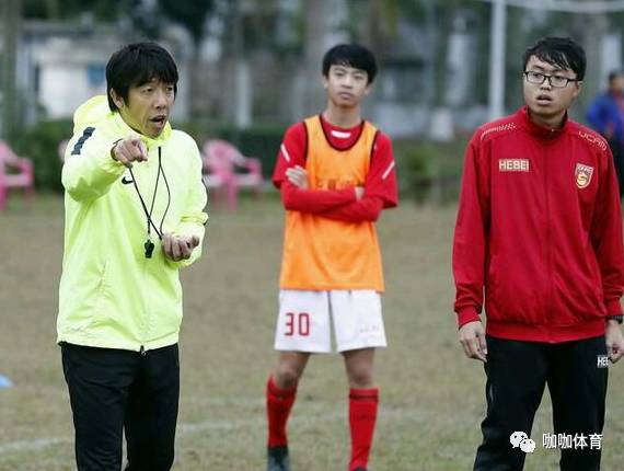 高畠勉盼中国足球超过日本 华夏系统青训显志