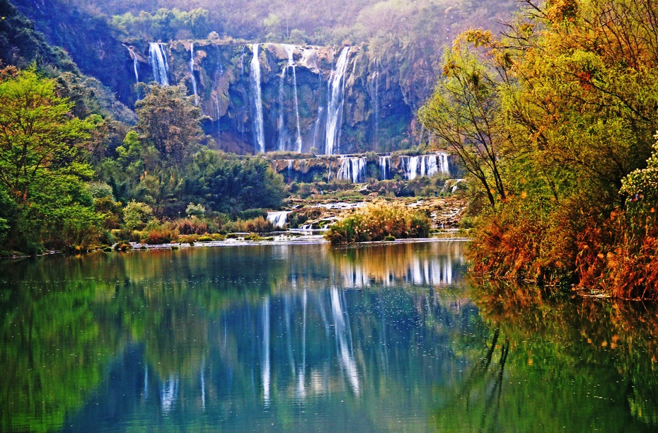 九龙瀑赏油菜田,壮阔奇景金满山—早春云贵游之十