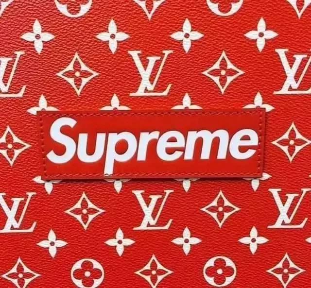 时装与潮牌越走越近?supreme 就是我们年轻人眼中的 lv!