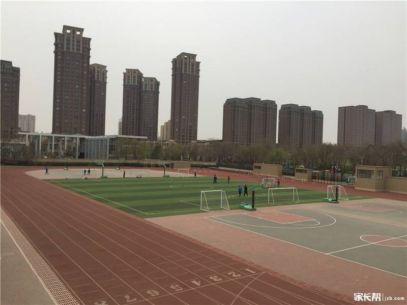 郑州一八联合国际学校_郑州联合国际学校学费多少_郑州一八联合国际学校学费