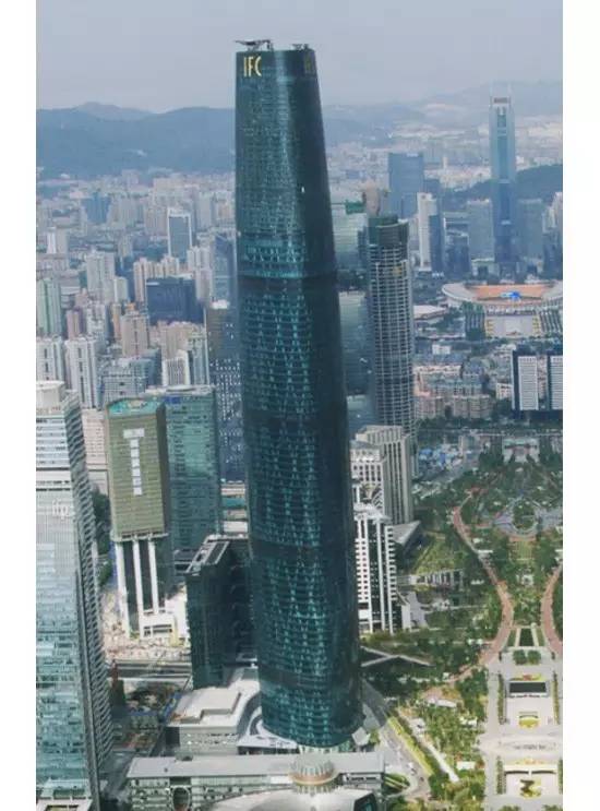 今天深圳第一高楼平安金融大厦又摊上大事了?