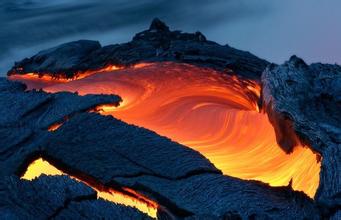 搜狐公众平台 - 夏威夷火山国家公园 上演火山