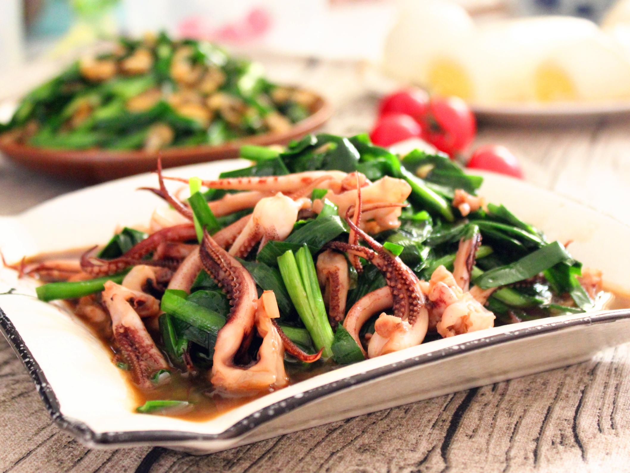 干锅鱿鱼须的家常做法|美食，菜谱，中餐_新浪新闻