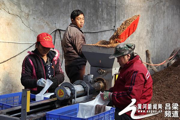 吕梁市有多少人口_吕梁境内2015年首场雪降落 高速封闭 组图