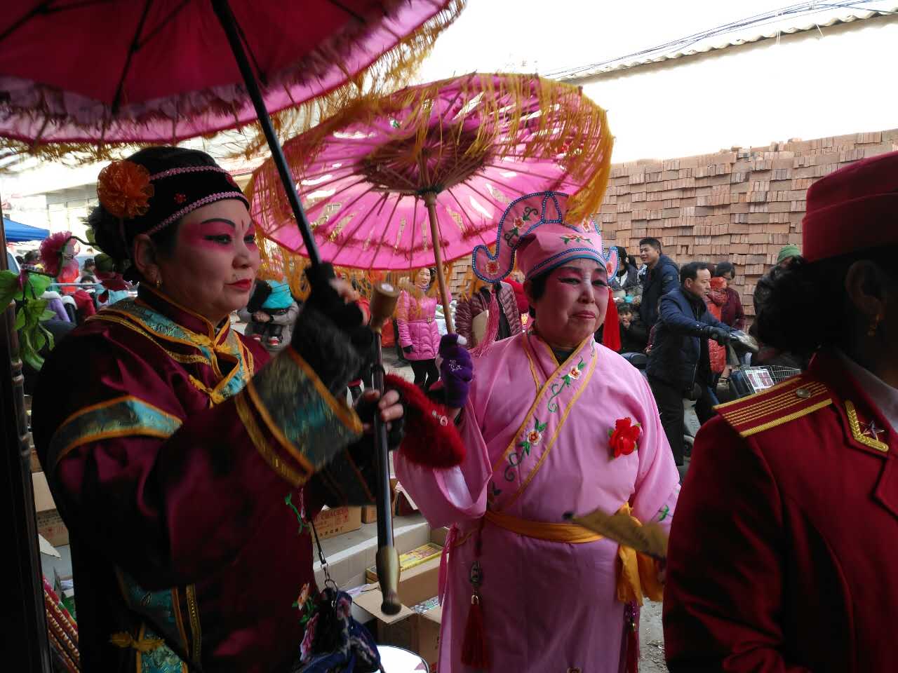 河南上蔡:乡村锣鼓队助力美丽乡村