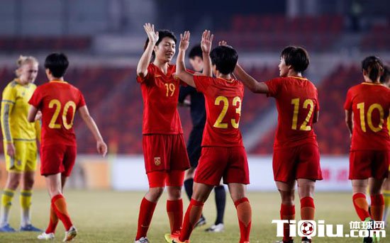 中国女足5比0大胜乌克兰 中国女足近期比赛