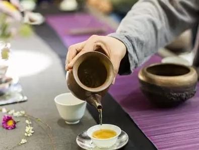 福鼎白茶属于红茶还是绿茶