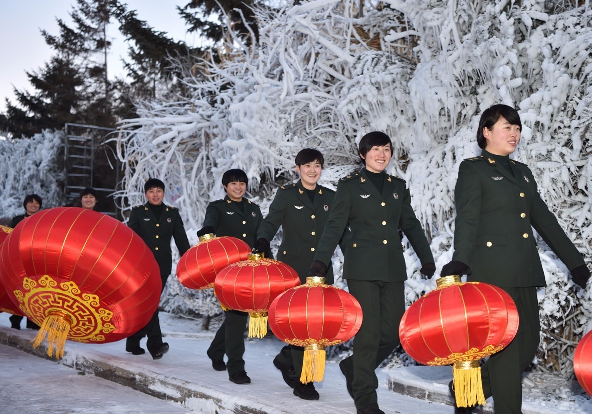 明天拜年太挤今天祝战友春节愉快军营网络春晚剧透