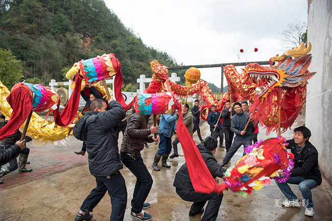 丰富多采的春节民俗活动