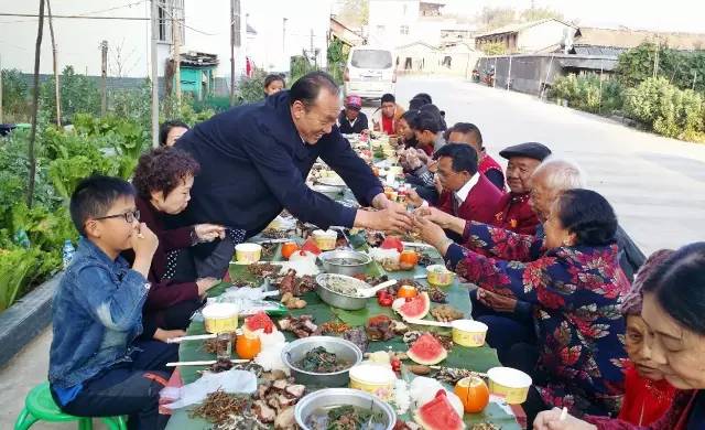 佤王宴少数民族的满汉全席云南舌尖上的诱惑