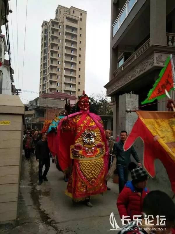 正月初三,首占镇塘屿村游神民俗活动随拍