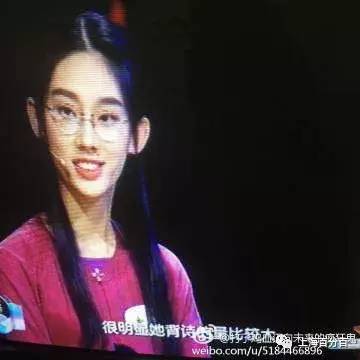 这才是偶像,阿拉复旦附中的00后美少女武亦姝,把无数人圈粉了!