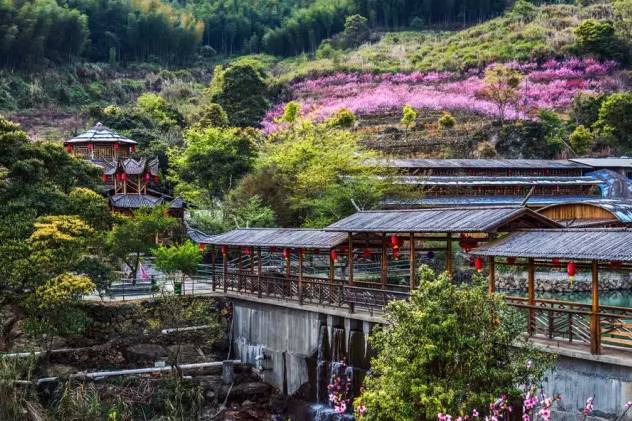 旅游 正文 名列三大温泉区之一也不奇怪 地址:闽侯甘蔗白沙镇汤院村.