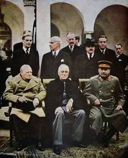 conference),是第二次世界大战末期美,英,苏三国首脑罗斯福,斯大林