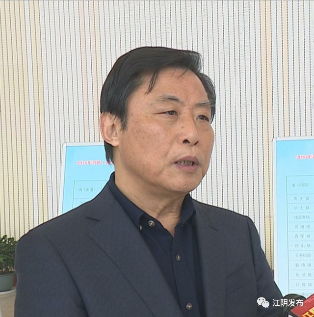 华宏董事长_华宏眼镜厂女员工图片