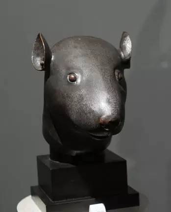 由法国皮诺家族捐赠给国家博物馆,这也是圆明园十二生肖兽首首次以无