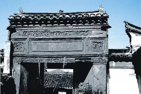 崇明堡镇光明街、三星镇草棚村被纳入上海历史